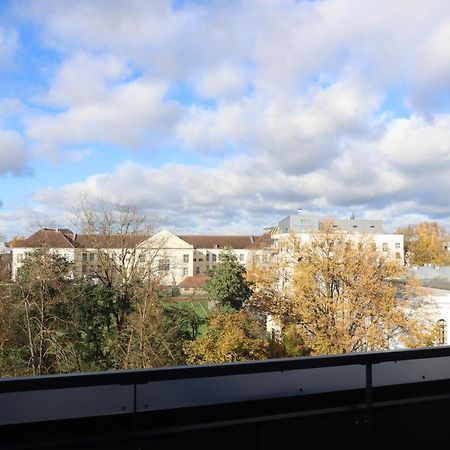 Aatrium Kinnisvara Riia Str 22 Apartment 80 M2 With 45 M2 Terrace Tartu Exterior foto