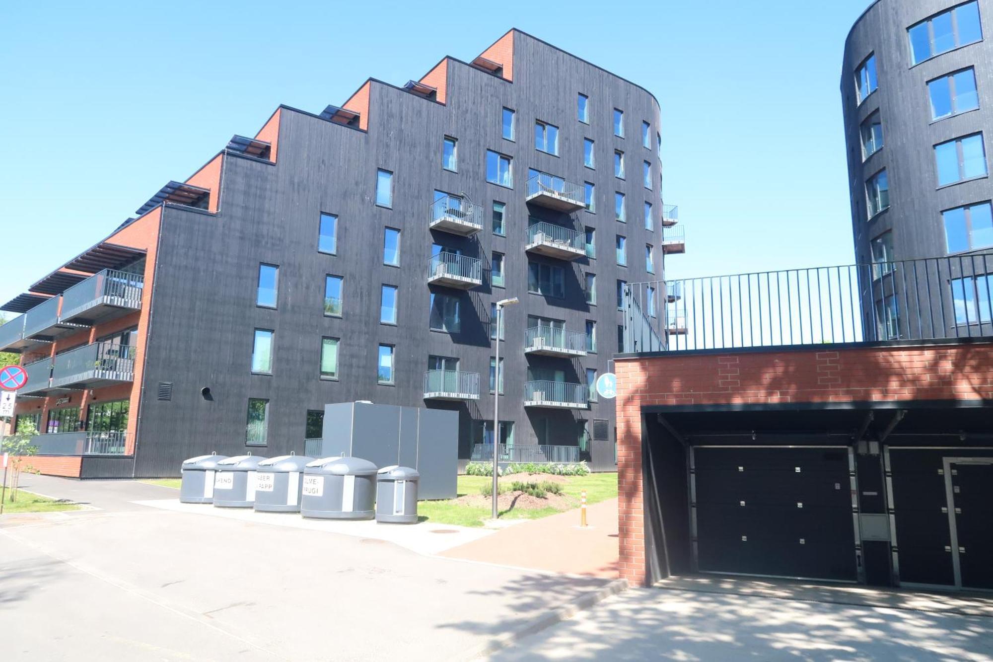 Aatrium Kinnisvara Riia Str 22 Apartment 80 M2 With 45 M2 Terrace Tartu Exterior foto
