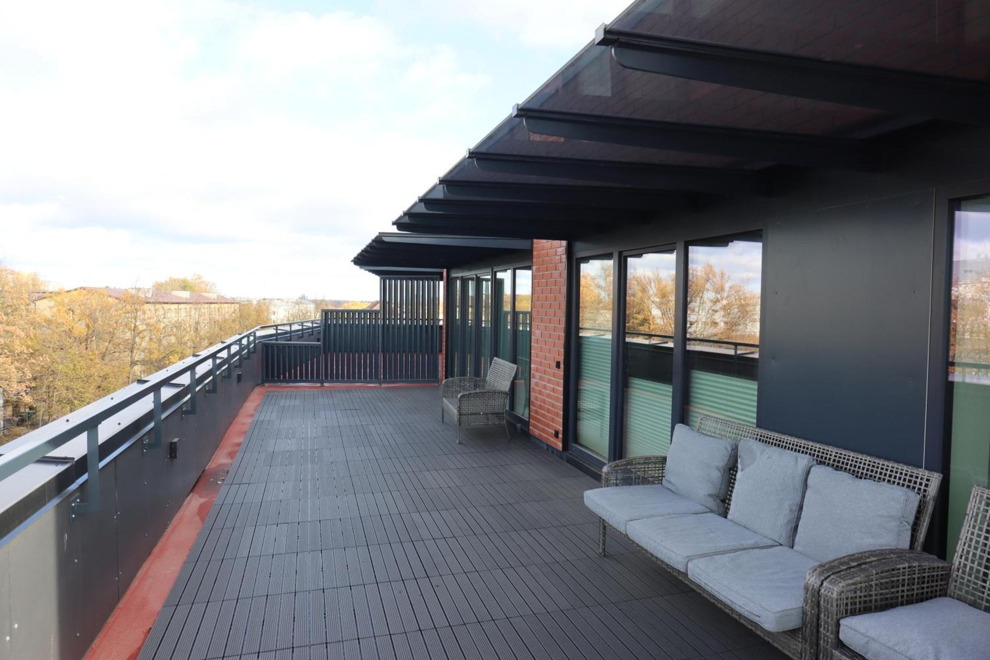Aatrium Kinnisvara Riia Str 22 Apartment 80 M2 With 45 M2 Terrace Tartu Exterior foto